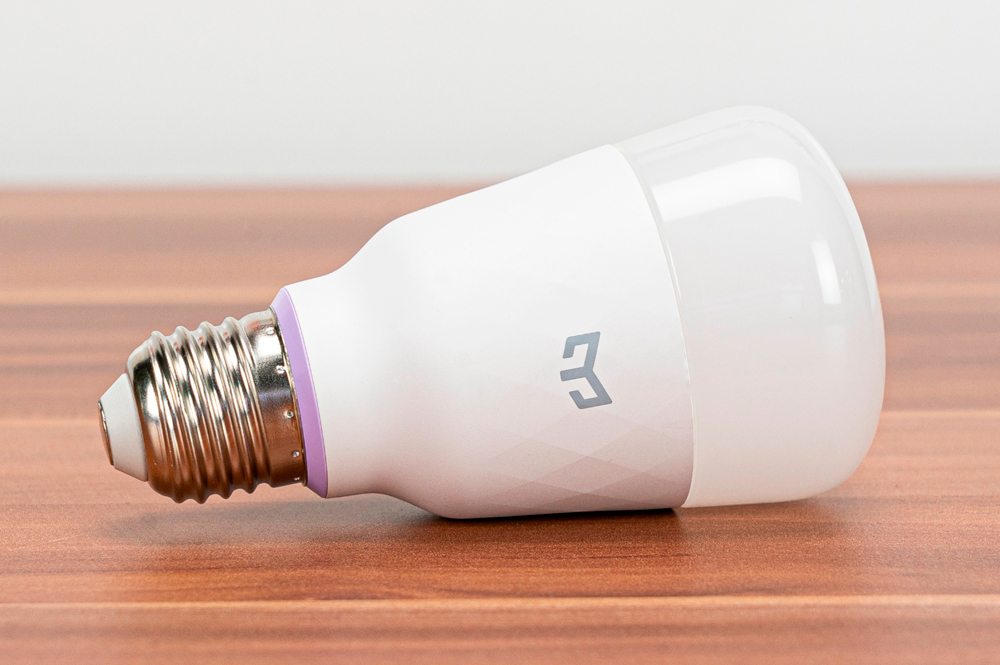 Yeelight Smart LED Bulb W3 цветная (YLDP005)