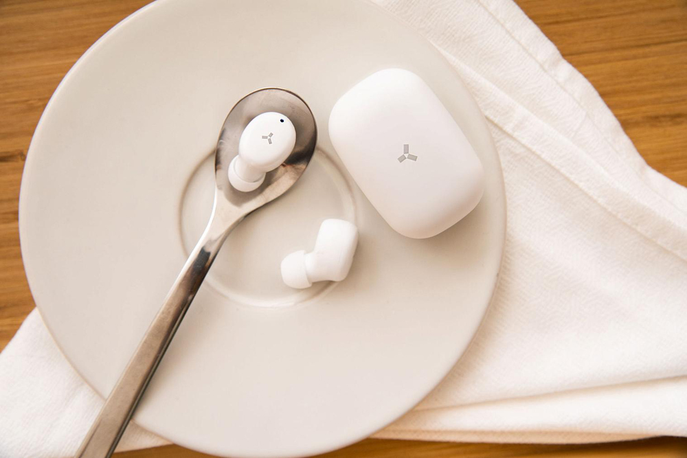 Accesstyle Flame Белые