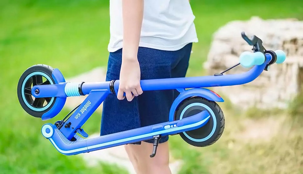 Ninebot eKickScooter Zing E8 Blue