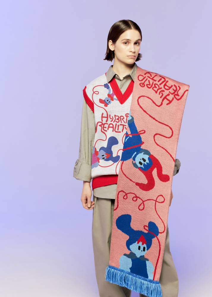 МТС с паттерном розовый