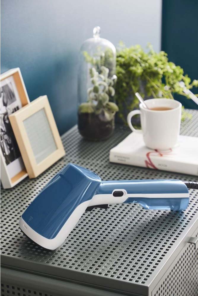 Tefal Access Steam First DT6130E0 ручной White/Blue