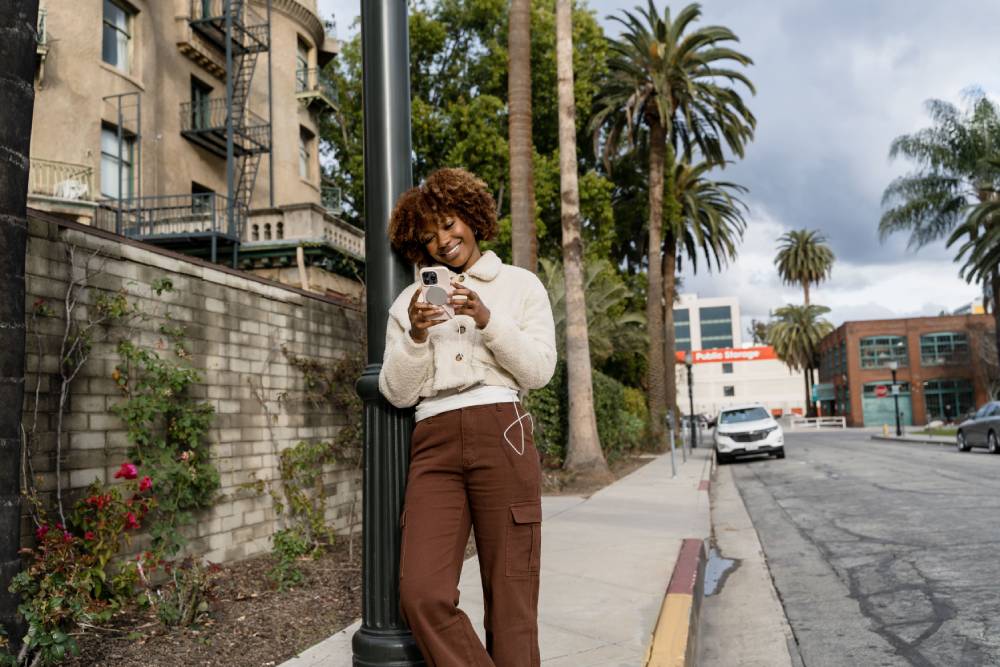 uBear Touch Mag Case для iPhone 15 Pro Max Розовый